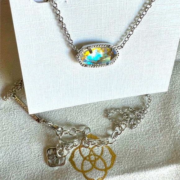 NWT Kendra Scott Elisa Silver Pendant Necklace in Dichroic Glass - Picture 5 of 7